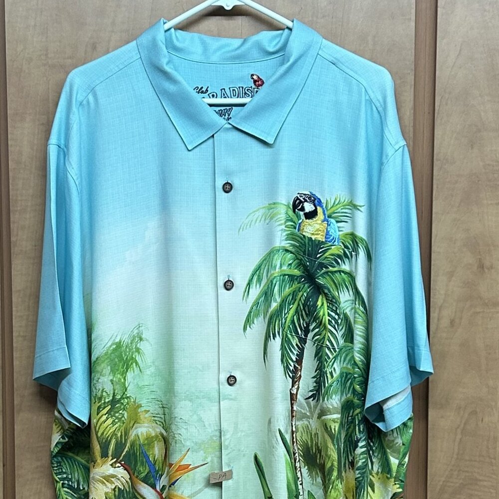 Tommy Bahama Embroidered Club Paradise Collector's Edition